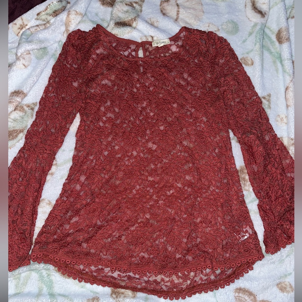 Women’s lace shirt with bell sleeves - burgundy